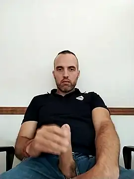 leon3875 online show from January 6, 2025, 3:08 pm