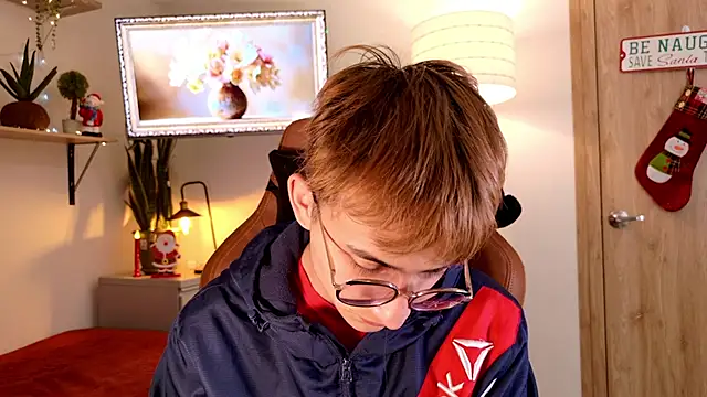 Mr evan1 online show from November 26, 2025, 2:39 pm