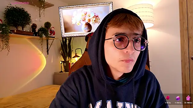 Mr evan1 online show from December 4, 2025, 4:17 pm