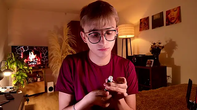 Mr evan1 online show from September 11, 2025, 4:07 pm