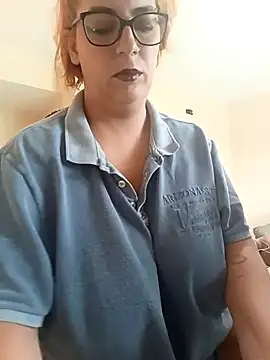 Escarlate4you  online show from December 19, 2025, 9:55 am