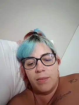 Escarlate4you  online show from March 22, 2026, 11:06 pm