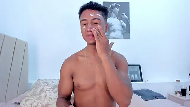 MagnusKing  online show from July 24, 2026, 3:46 am