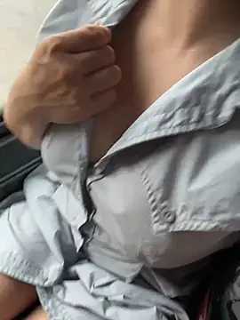 May-Squirt online show from June 11, 2026, 4:31 am