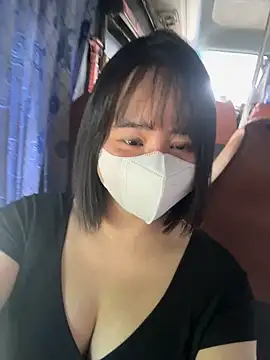 May-Squirt online show from October 2, 2025, 3:21 am