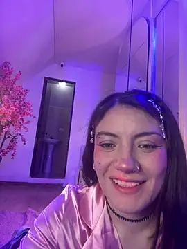 Snapshot of Broklinwhite_ chatting on July 24, 2026, 1:51 pm Broklinwhite online show from July 24, 2026, 1:51 pm