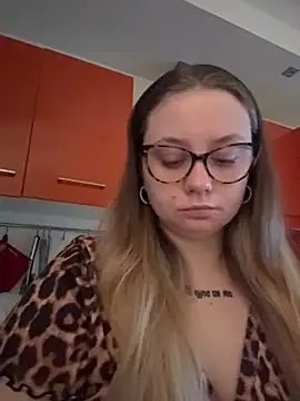 Snapshot of chloetarducci chatting on March 1, 2026, 11:21 am chloetarducci online show from March 1, 2026, 11:21 am