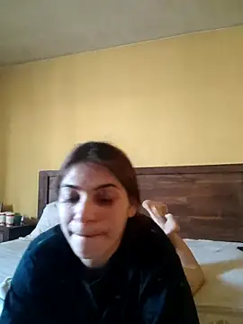 Snapshot of AntoniaHottie chatting on March 6, 2026, 8:31 am AntoniaHottie online show from March 6, 2026, 8:31 am