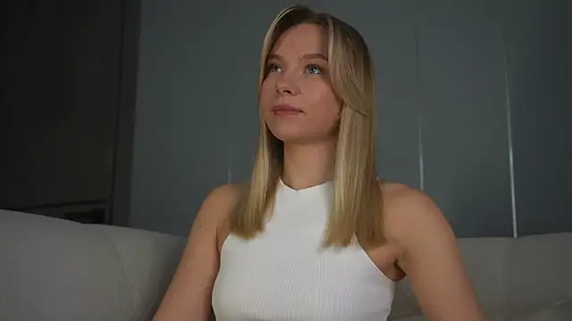 -Snowwwy- online show from February 21, 2025, 12:27 pm