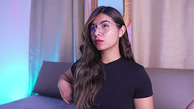 ShelleyMorell online show from September 9, 2025, 1:09 pm