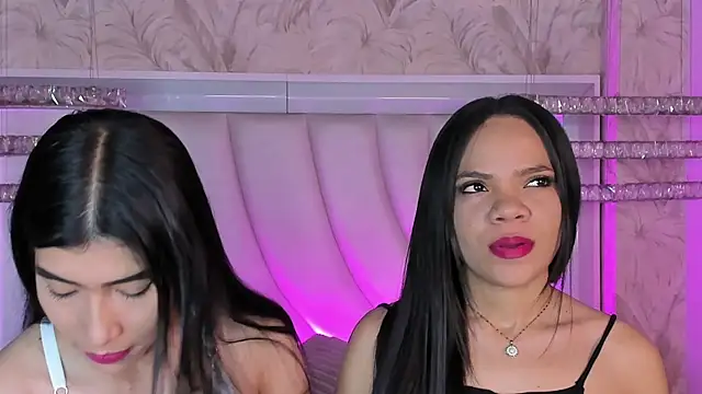 siara and zoe online show from May 5, 2026, 11:30 pm