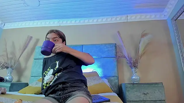 CharlotteMuller online show from June 26, 2026, 3:40 pm
