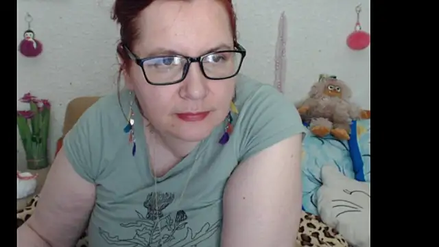 PlayfullMature online show from November 26, 2025, 9:37 pm