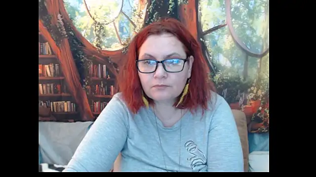 Snapshot of PlayfullMature chatting on May 29, 2026, 1:28 pm PlayfullMature online show from May 29, 2026, 1:28 pm