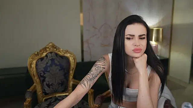 Tina Breeze online show from March 12, 2026, 8:29 am