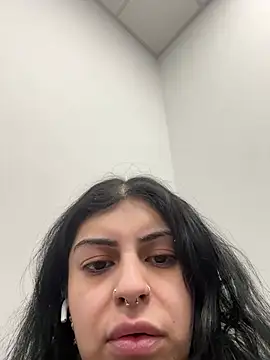 ThickerThanYoBitch online show from May 22, 2026, 9:29 am