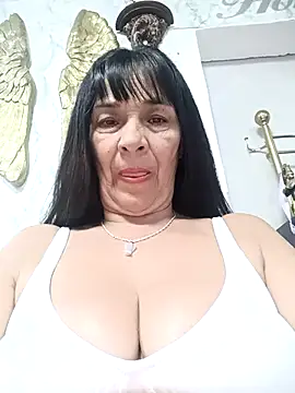 Snapshot of biancchi chatting on June 25, 2026, 10:48 pm biancchi online show from June 25, 2026, 10:48 pm