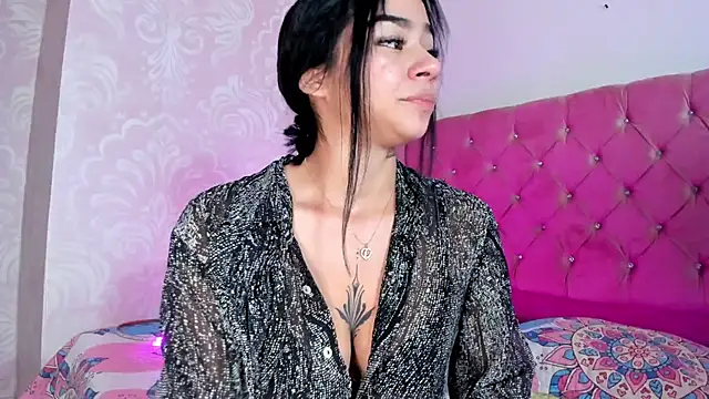 KittyNicolle online show from December 11, 2024, 4:20 pm