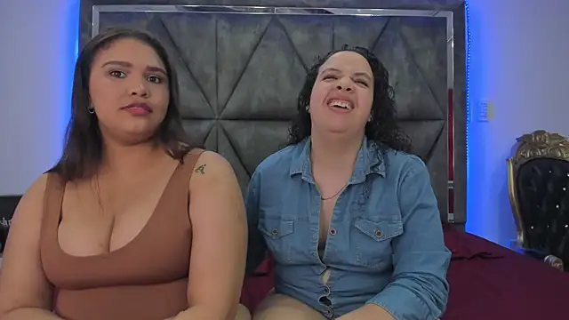 Snapshot of Danielaandximena chatting on March 18, 2025, 2:18 am Danielaandximena online show from March 18, 2025, 2:18 am