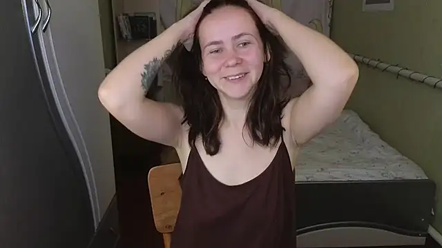 Riley Roo online show from September 28, 2025, 8:43 am