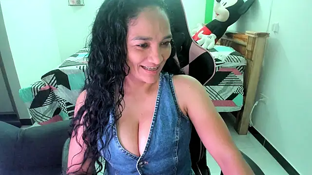 rayza mature 154 online show from September 10, 2025, 2:49 pm