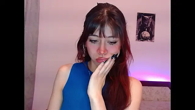 SuzzyyM online show from July 28, 2026, 11:26 pm