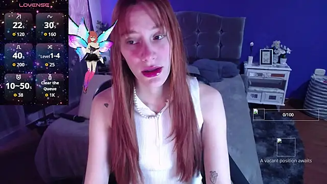 IsaBaileys  online show from November 17, 2025, 9:52 pm