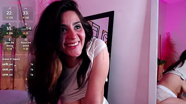 emily amaya online show from December 7, 2024, 7:32 am