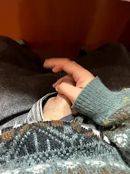 114514hlove online show from November 16, 2025, 12:59 am