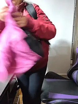 Snapshot of Cute_Penelope chatting on March 19, 2026, 11:10 am Cute Penelope online show from March 19, 2026, 11:10 am