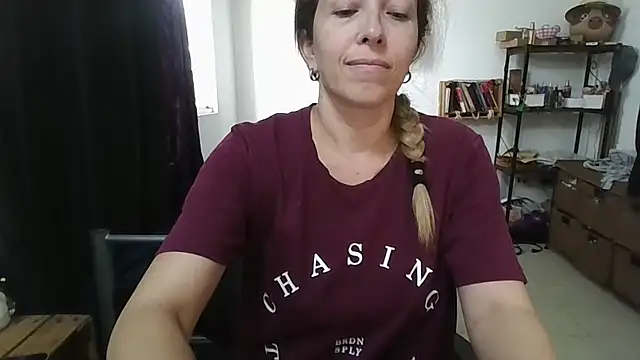 charlott ponce online show from July 8, 2026, 6:52 pm