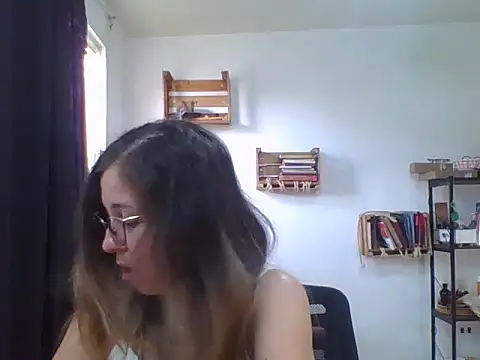 charlott ponce online show from February 11, 2026, 10:53 pm