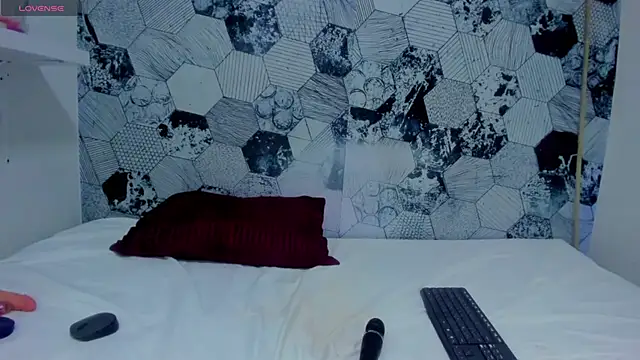 Mikasa Horny online show from September 25, 2025, 12:44 pm