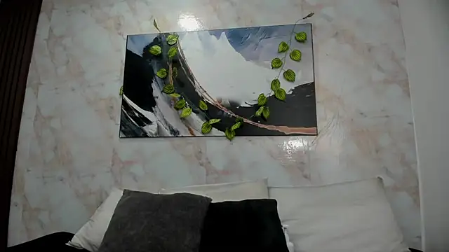 Snapshot of Anhii_Ruiz chatting on March 21, 2026, 4:57 am Anhii Ruiz online show from March 21, 2026, 4:57 am