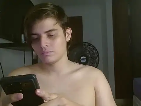 Snapshot of BadBunny_69 chatting on February 20, 2026, 8:22 pm BadBunny 69 online show from February 20, 2026, 8:22 pm