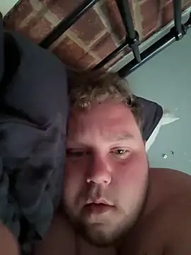Snapshot of Lukeyboy027 chatting on June 21, 2026, 7:47 am Lukeyboy027 online show from June 21, 2026, 7:47 am