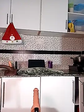 Snapshot of Bella045 chatting on December 23, 2025, 10:25 am Bella045 online show from December 23, 2025, 10:25 am