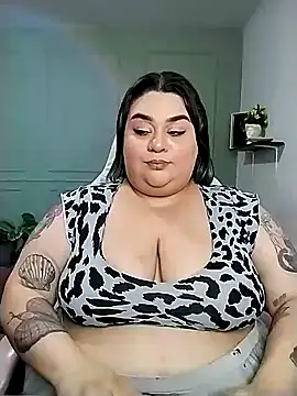 Snapshot of tiffany_laurens chatting on January 6, 2025, 10:02 am tiffany laurens online show from January 6, 2025, 10:02 am