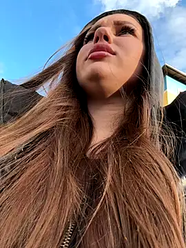 Syka0001 online show from September 26, 2025, 1:51 pm