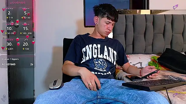 Mr daren  online show from September 27, 2025, 7:20 pm