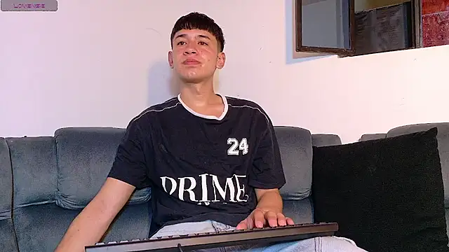 Mr daren  online show from October 22, 2025, 6:07 pm