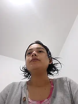 littlemelii online show from November 19, 2025, 5:46 pm