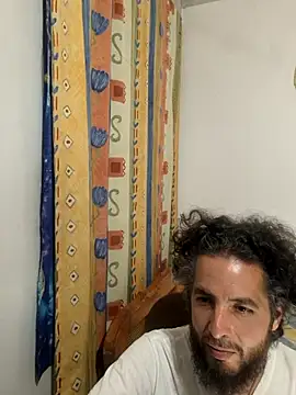 littlemelii online show from July 14, 2026, 2:05 am