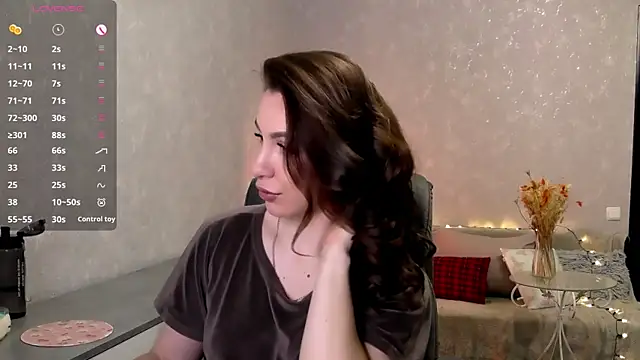 Naughty  Megan online show from April 29, 2026, 4:16 am