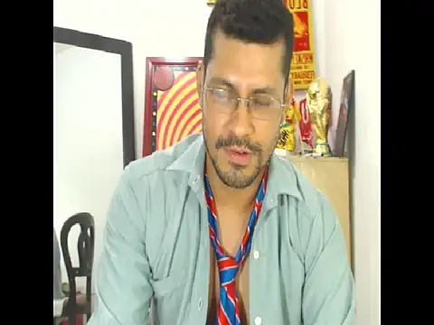 MikeRiverx online show from June 30, 2026, 4:12 am