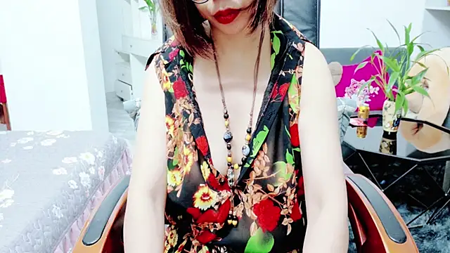 Snapshot of Miu-Le chatting on June 27, 2026, 6:47 pm Miu-Le online show from June 27, 2026, 6:47 pm
