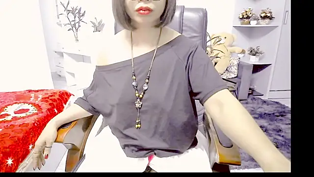 Snapshot of Miu-Le chatting on May 9, 2026, 6:00 pm Miu-Le online show from May 9, 2026, 6:00 pm