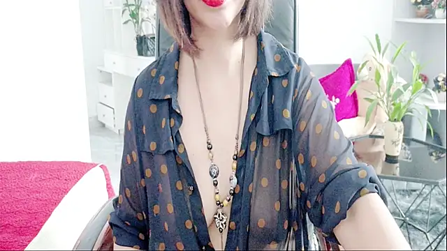 Snapshot of Miu-Le chatting on July 21, 2026, 8:15 am Miu-Le online show from July 21, 2026, 8:15 am