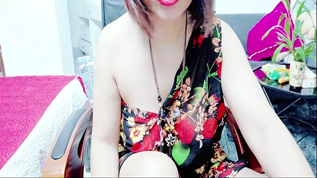 Snapshot of Miu-Le chatting on July 7, 2026, 9:18 pm Miu-Le online show from July 7, 2026, 9:18 pm