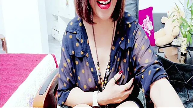 Snapshot of Miu-Le chatting on July 16, 2026, 7:27 am Miu-Le online show from July 16, 2026, 7:27 am